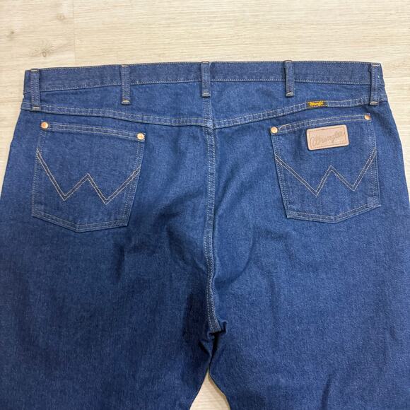 Wrangler Men's Cowboy Cut Original Fit Jean in Prewashed Indigo 13MWZPW 44x30 - Picture 6 of 7